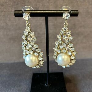 Crystal and Pearl Drop Chandelier Bridal Wedding Formal Earrings Silver Pearl